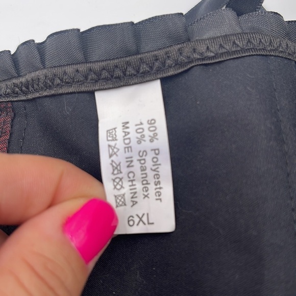 6XL Corset Red / Black Lace *New without tags * - Picture 6 of 6